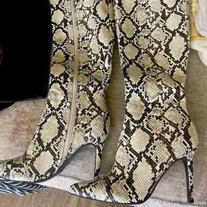 A great boots bought them never got to wear them like new